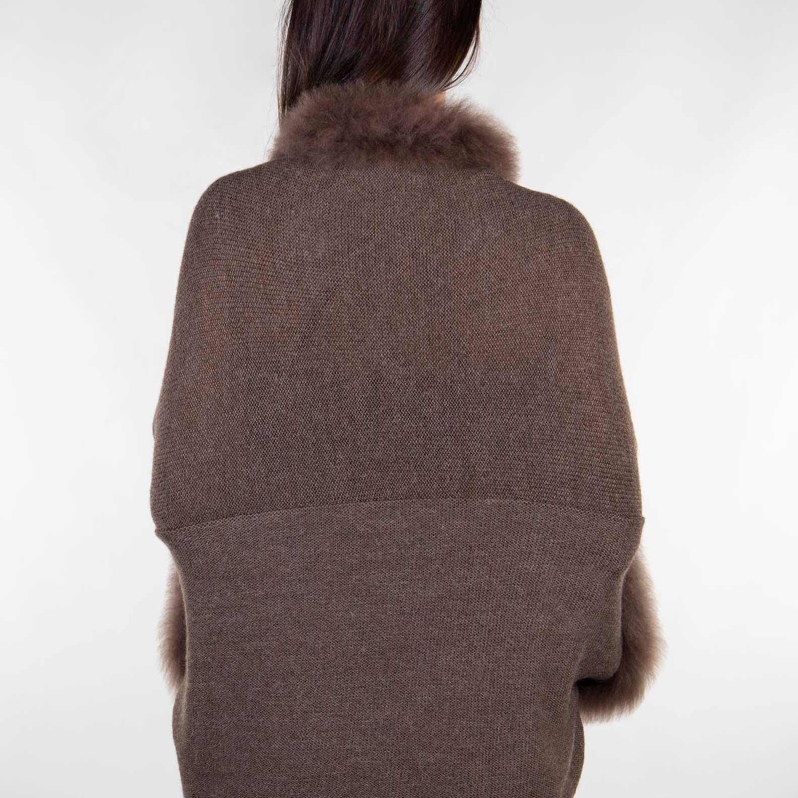 New Cape Bella - Cloud Nine Sheepskin