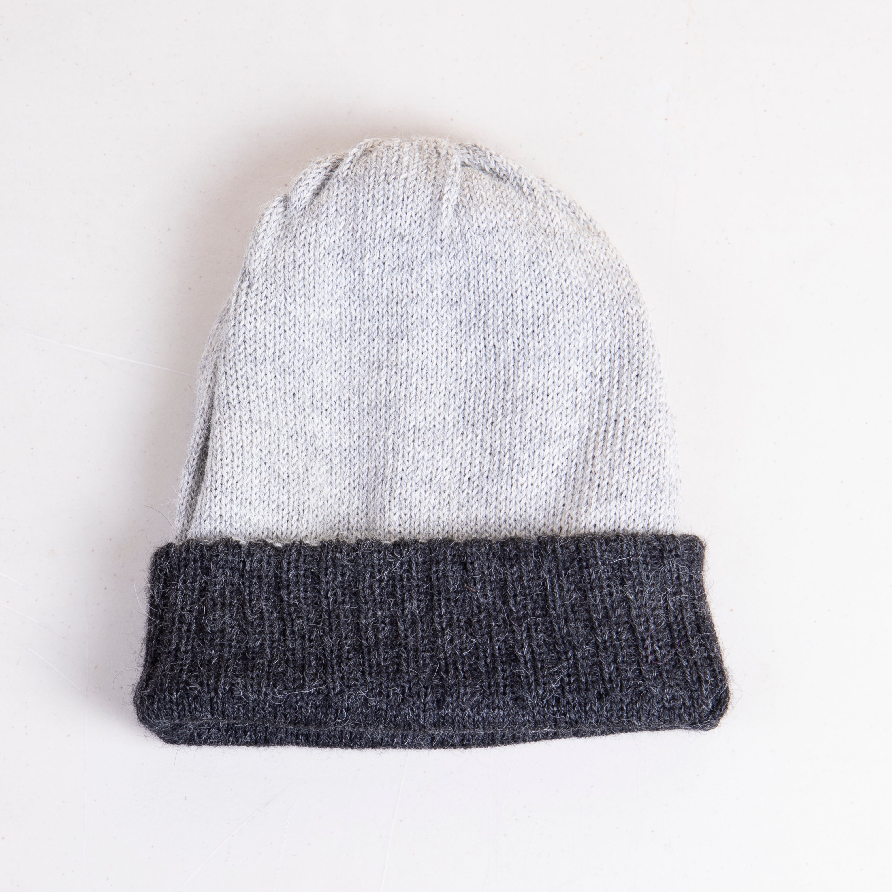 Ski Reversible Hat - Cloud Nine Sheepskin