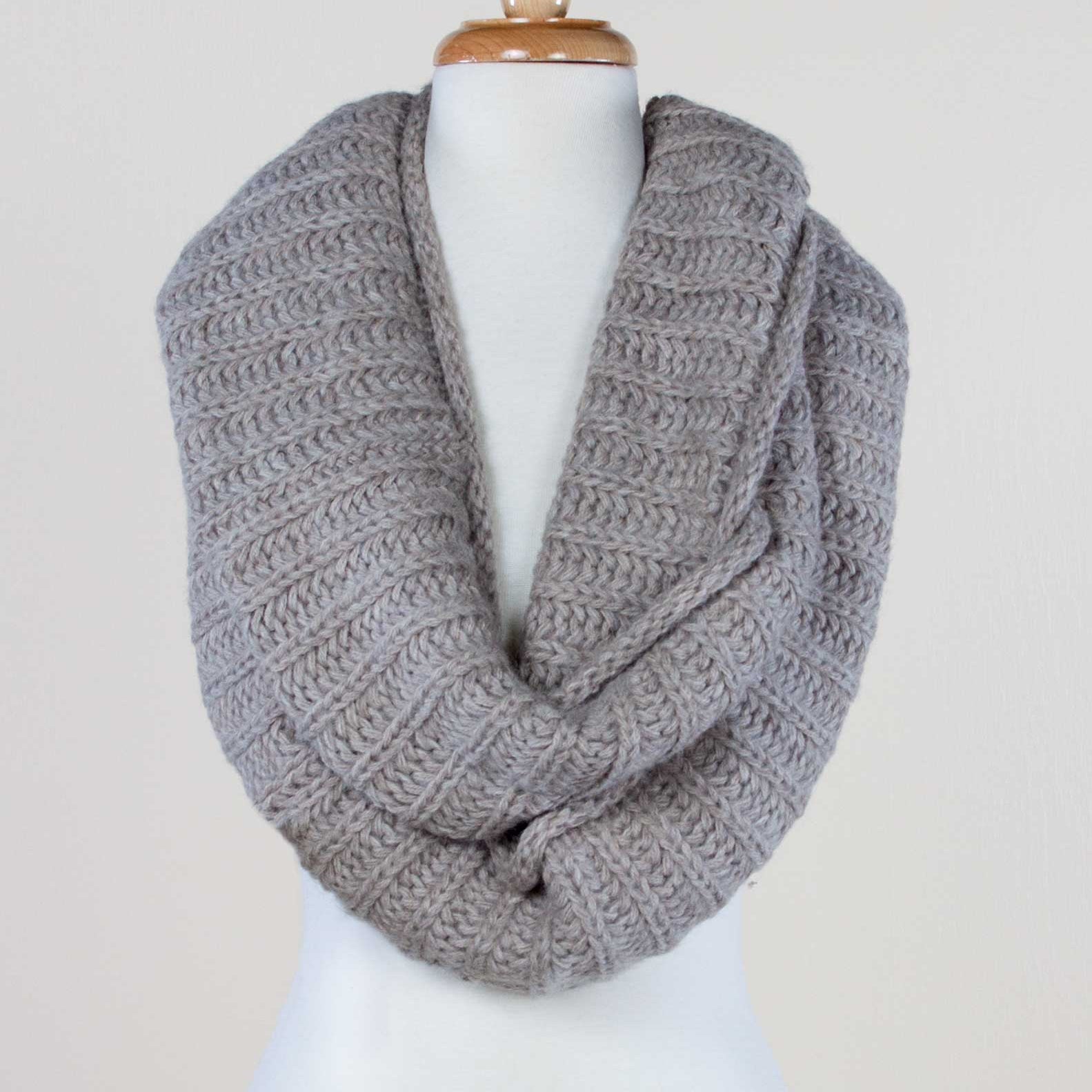 Aldo Infinity Scarf - Cloud Nine Sheepskin