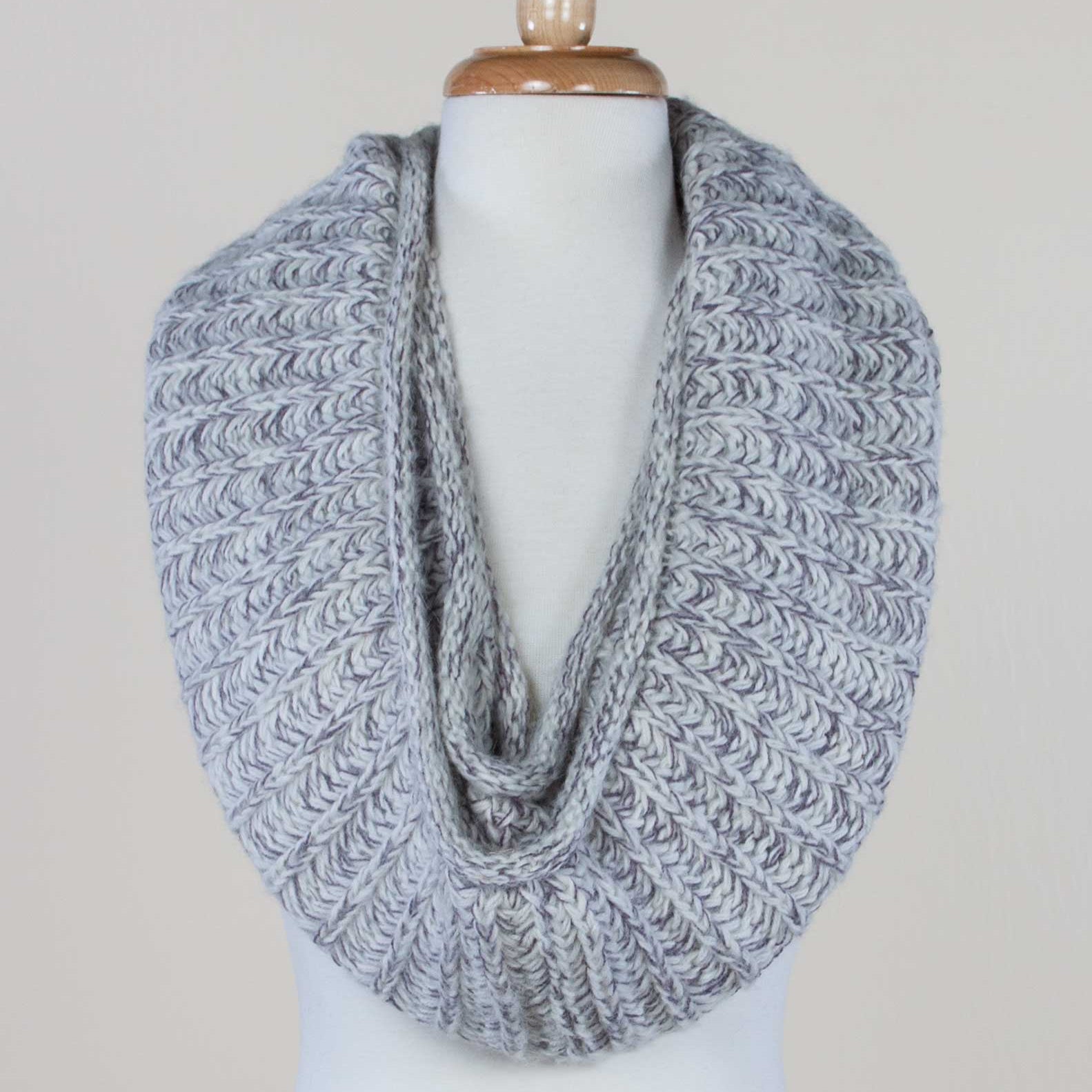 Aldo Infinity Scarf - Cloud Nine Sheepskin